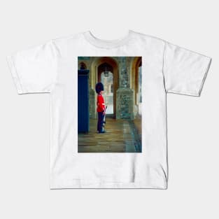 Standing Guard, Windsor Castle Kids T-Shirt